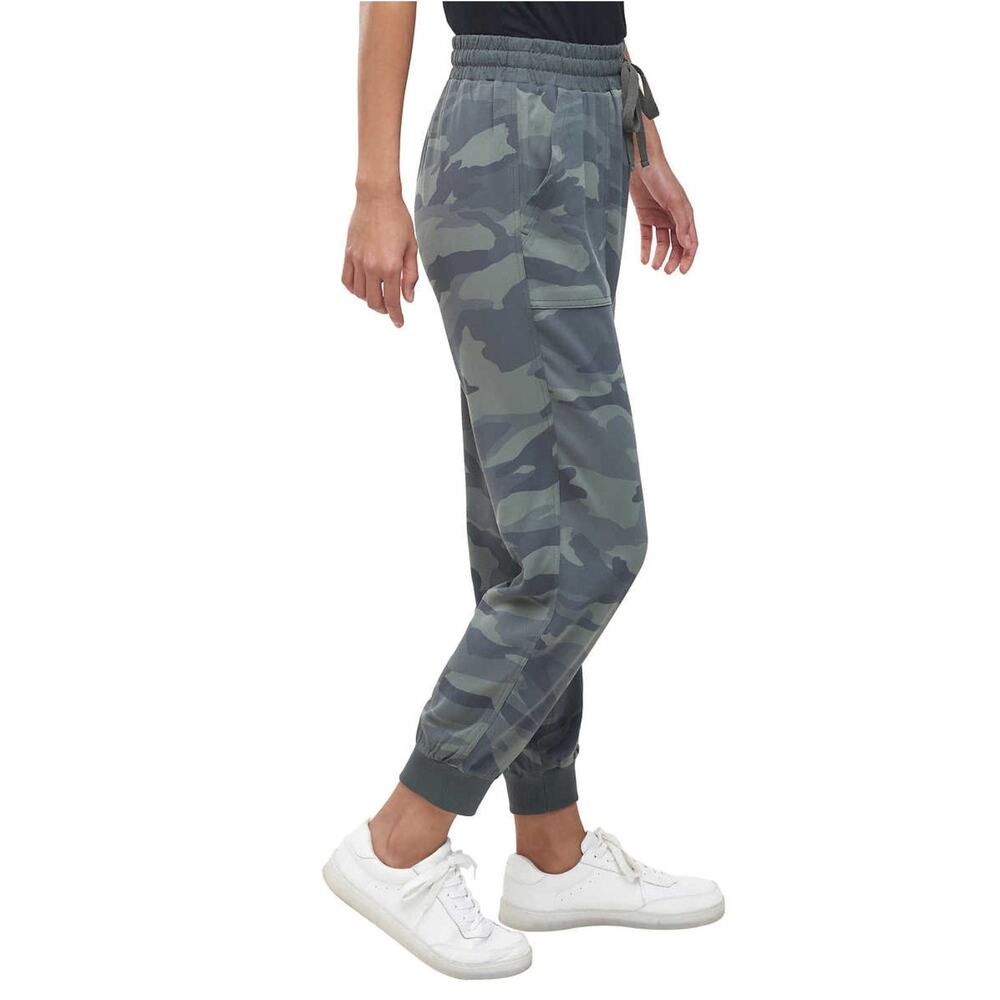 NWT Splendid Ankle Cuff Relaxed Fit Active Pants Camo Print Woven Casual Joggers - Picture 2 of 10